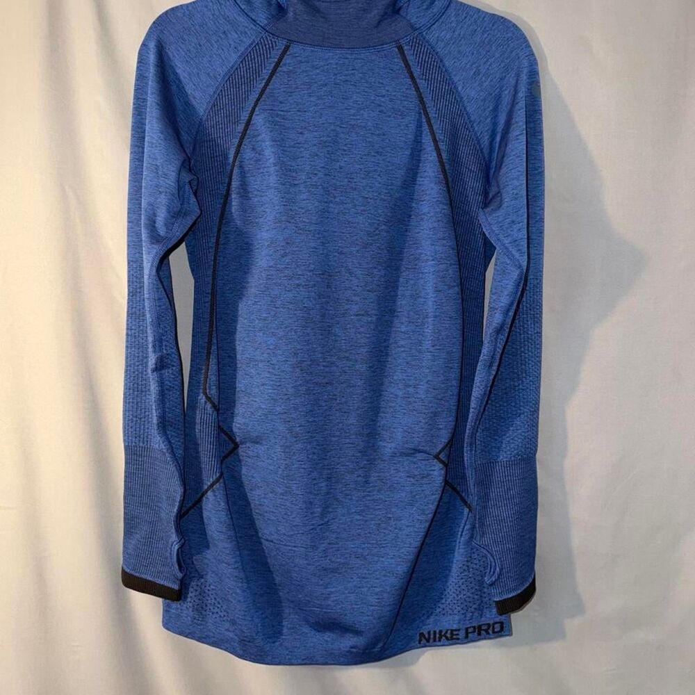 Nike Pro Dri-Fit long sleeve Hoodie